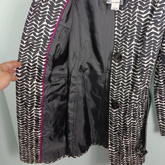 NWT EAST 5TH Womens XL Black White Belted Coat Jacket Chevron Buttons Lined - Picture 5 of 10